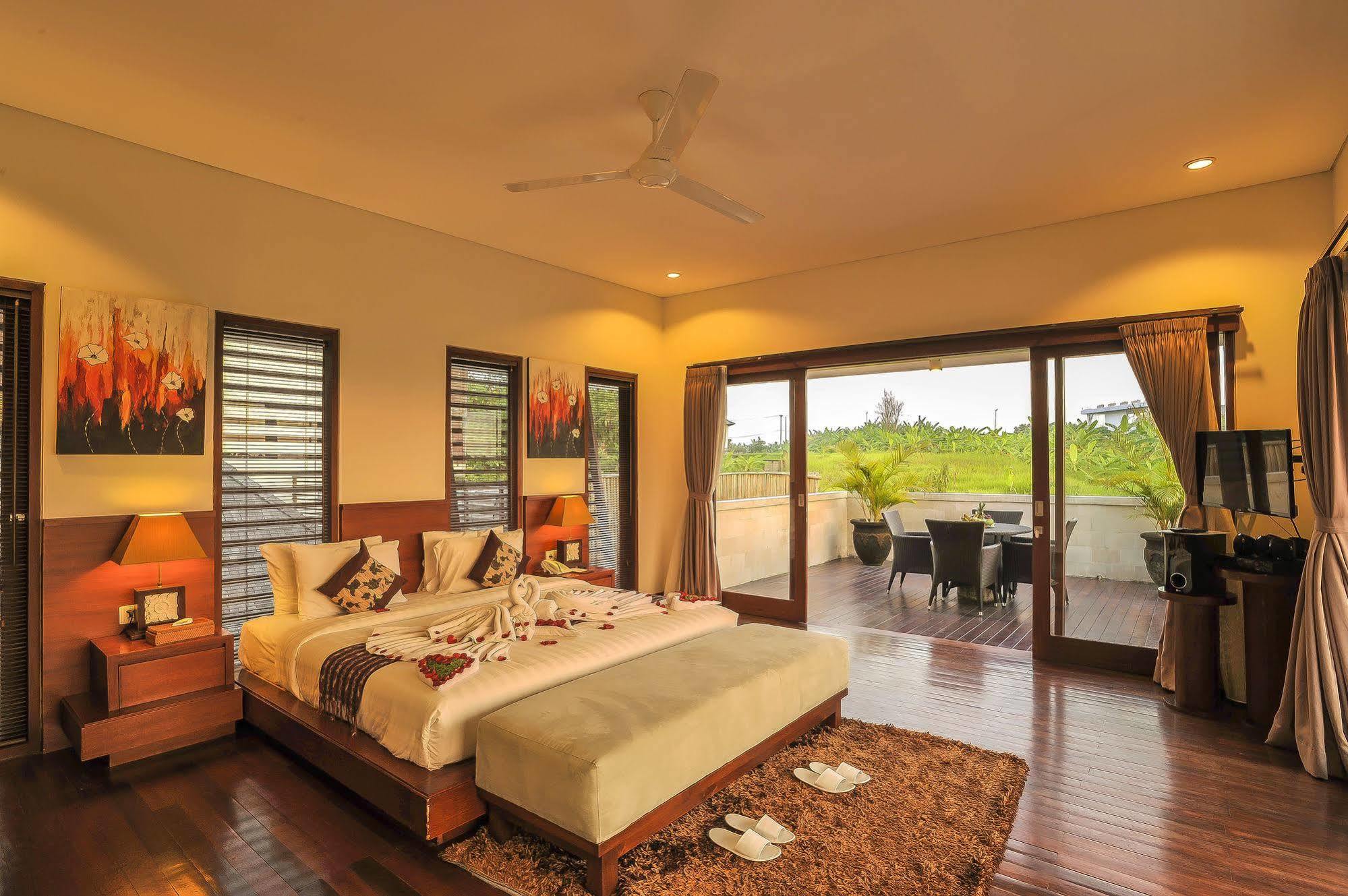 Aksata Villas Canggu Экстерьер фото
